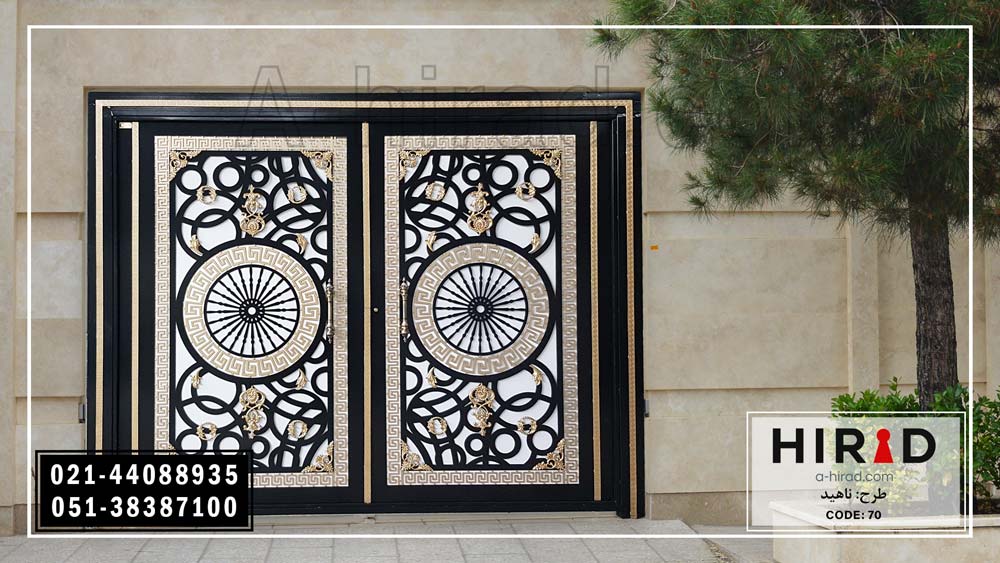 درب فلزی لیزری طرح ناهید ترکیب شده با فرفورژه طلایی