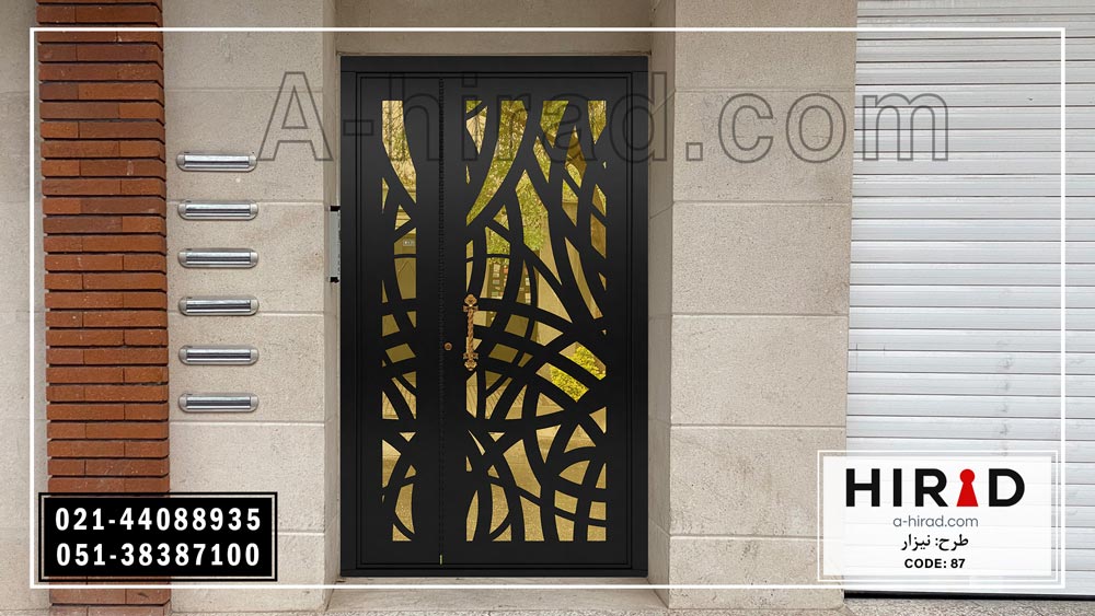 طرح  سی ان سی شده نیزار بر روی درب فلزی با ابعاد یک و نیم لنگه هیراد