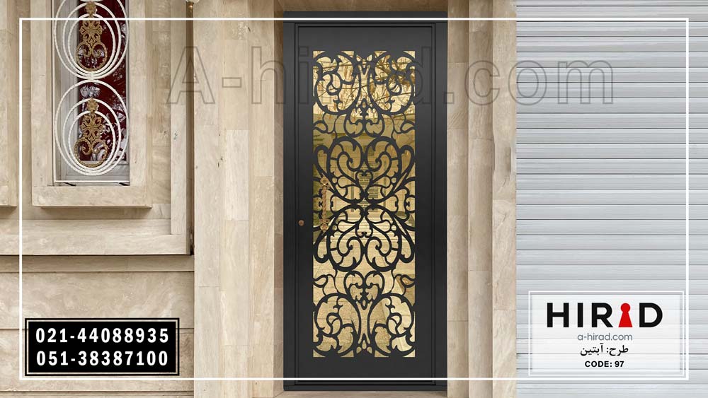 درب نفررو نصب شده روی نما تولید شرکت هیراد 