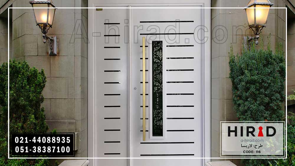 رنگ درب قدیمی