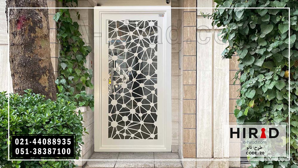 درب ورودی مهم ترین عضو تامین امنیت طلافروشی ها&nbsp;