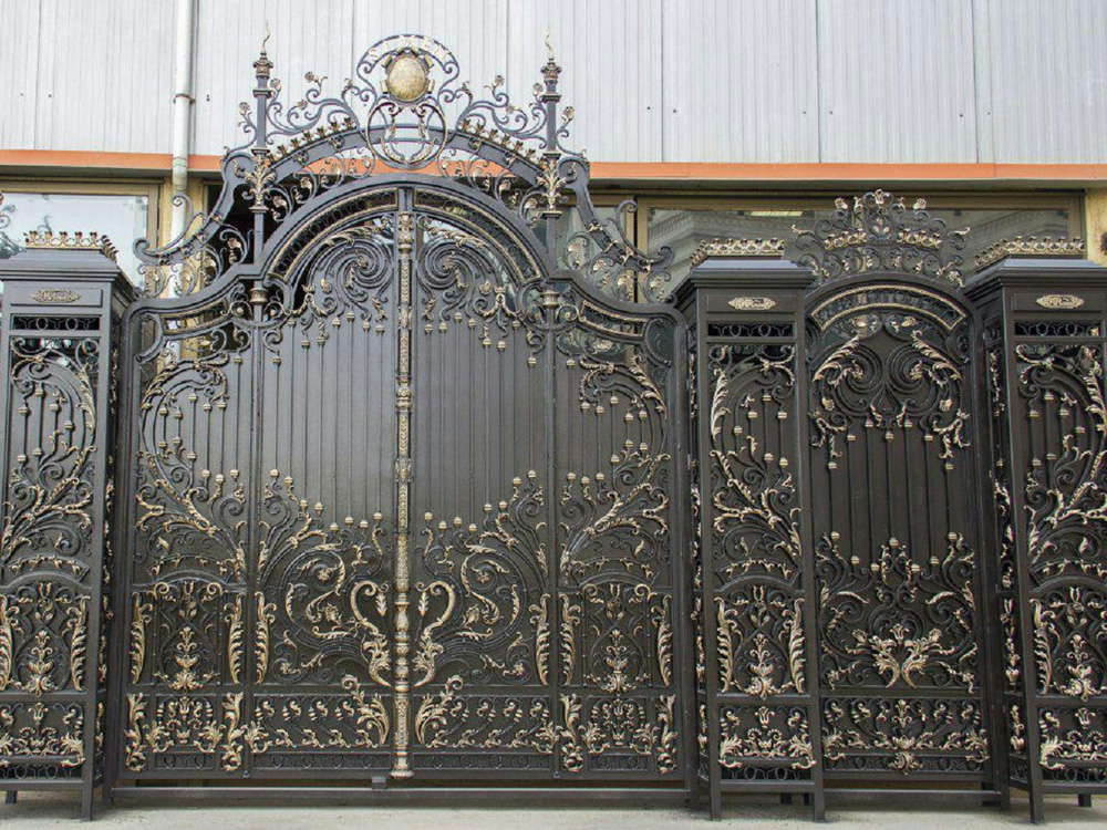 انواع درب فرفورژه باغ ویلا