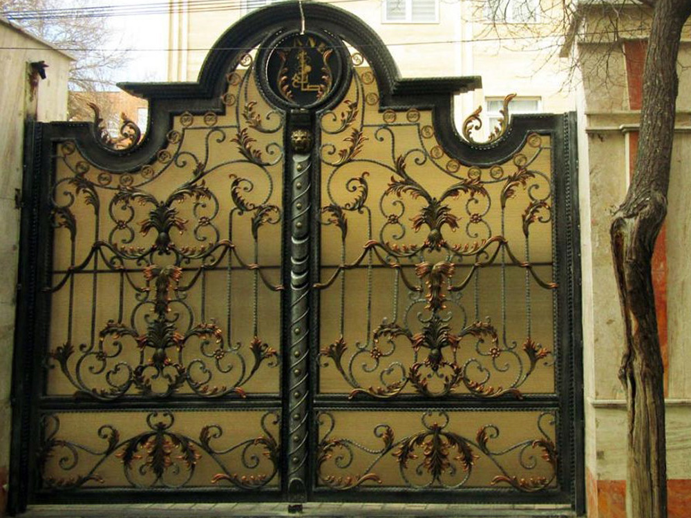 درب فرفورژه سلطنتی هیراد