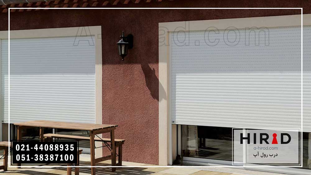 درب کرکره برقی اتوماتیک پارکینگ با تیغه های سفید