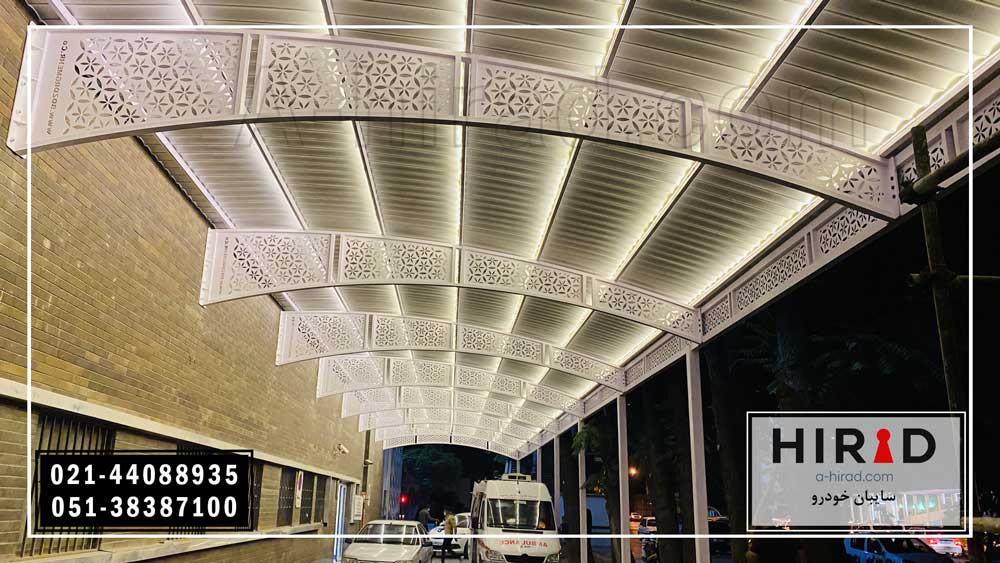سایبان پارکینگ آمبولانس و اتوبوس آمبولانس هیراد با وسعت 300 متر مربع نصب شده در ورودی بیمارستان امدادی شهید کامیاب مشهد